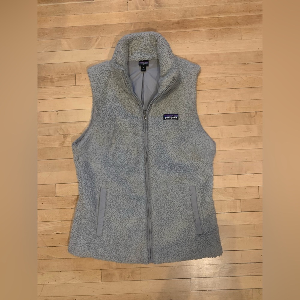 Patagonia Women’s Los Gatos Grey Fuzzy Vest
